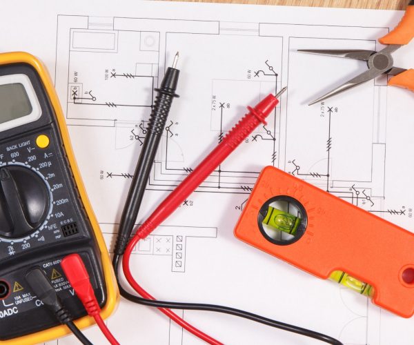 Electrical diagrams, multimeter for measurement in electrical installation